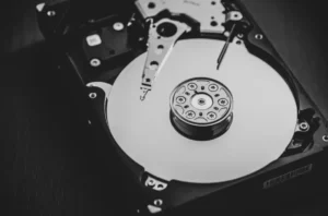 گزارش سیگیت: اس‌اس‌دی‌ها آلودگی بیشتری نسبت به هارد درایوها دارند